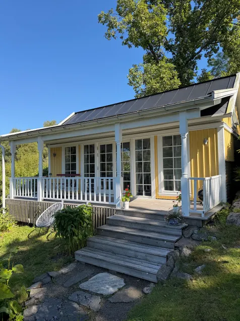 Summerhouse - Image 1