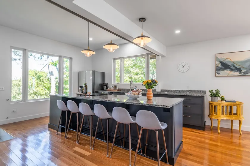 Belfast Oceanside House - on downtown harbor walk - Image 1