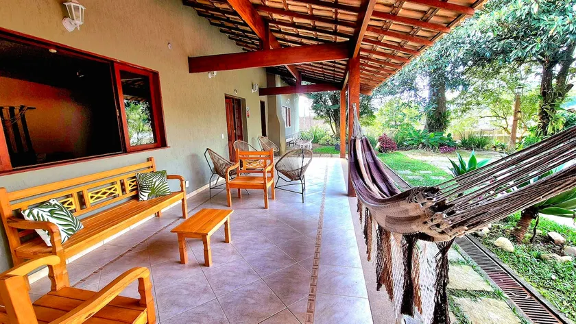 Private house, best location, leisure and space - Image 1