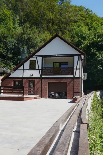 Diana Moneasa Vacation House - Image 1