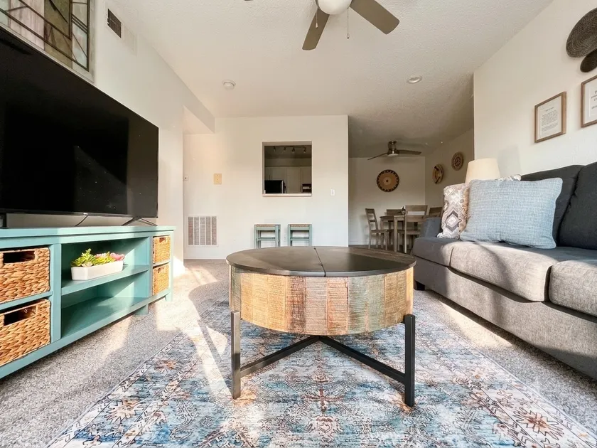 Prime at Oxford 2 - Lux 2BR Apartment w/ Dog Park! - Image 1