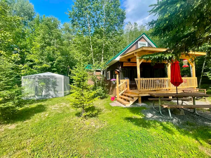 Family Cabin- The Happy Hideout w/ River - Image 1