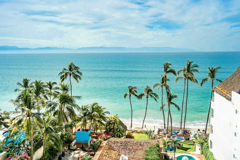 Casa Kaia, Ocean-View Condo 2bd/2ba in Golden Zone - Image 1