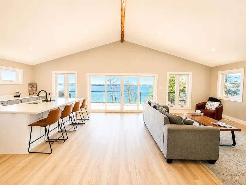 Waterfront on Colpoys Bay EV Plug Panoramic View - Image 1