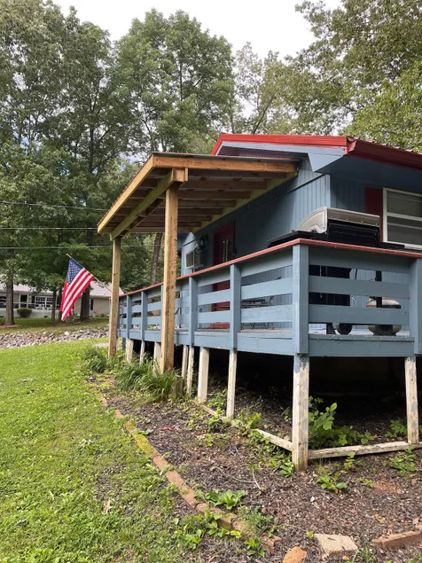 Blue Cabin at Lake Barkley - Image 1
