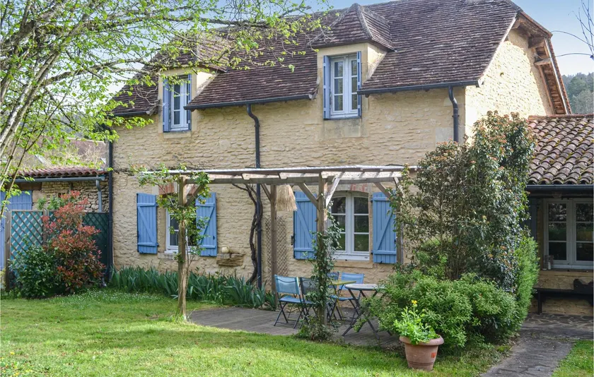 2 Bedroom Awesome Home In Saint Leon Sur Vezere - Image 1