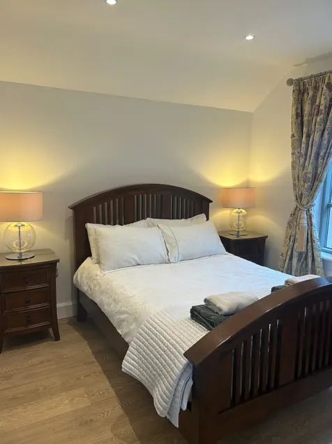 Tig Fuchia. Spacious Seaview guesthouse. Beenbawn - Image 1