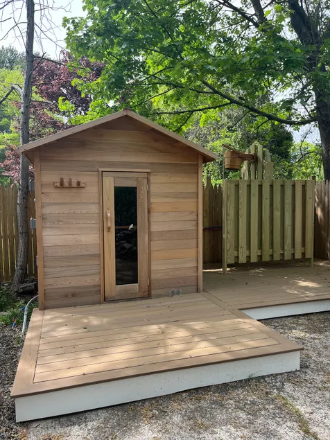 Sunny Loft w/ Cedar Sauna + Bucket Shower Spa Yard - Image 1