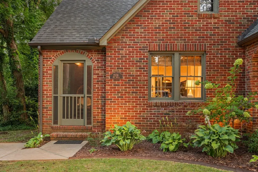 Historic Tudor in Dilworth | Walk Everywhere - Image 1
