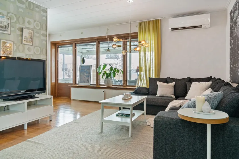 Centrally located villa in Öjebyn, near Piteå - Image 1