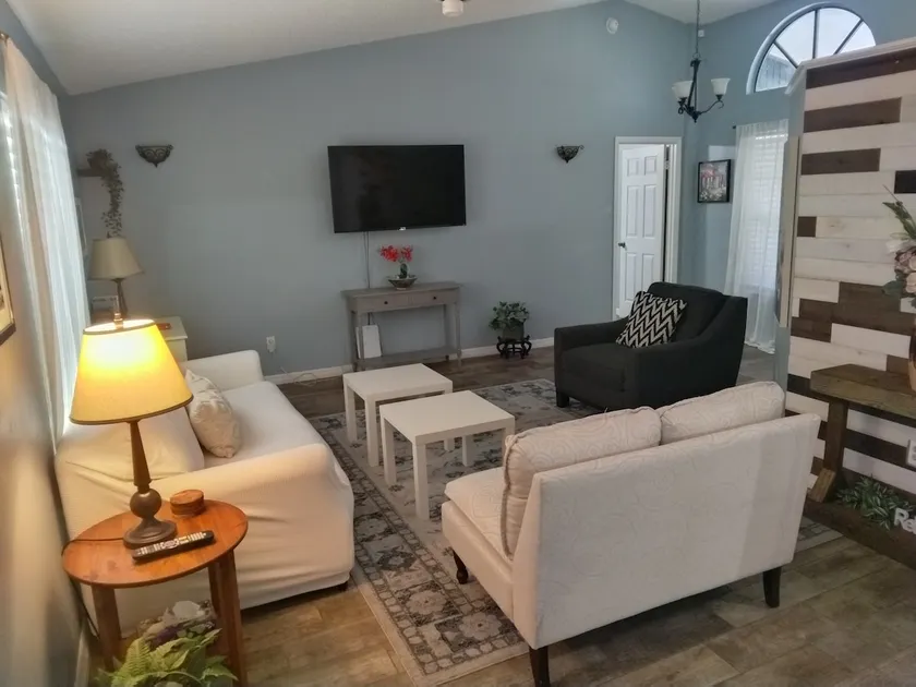 Mother's place - Image 1