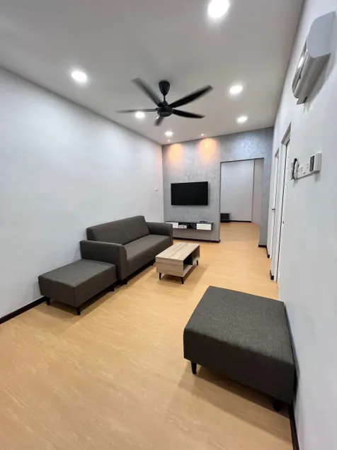 [9 TO 11 PAX] MUAR JERAM - BRIGHT INN HOMESTAY - Image 1