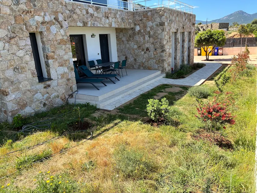 Luxurious 2-bedroom with views of Calvi Bay, parking, Wi-Fi - Image 1