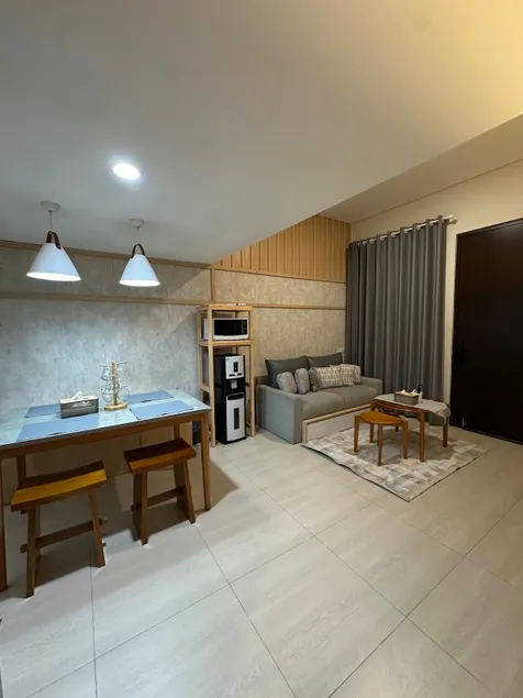HY House - Northwest Park - Citraland 3BR - Image 1