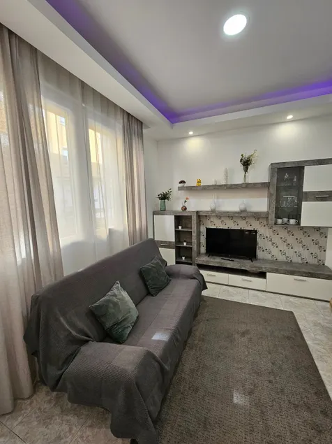 apartment in Usera - Image 1