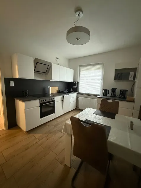 Vacation home / fitter's apartment - Image 1