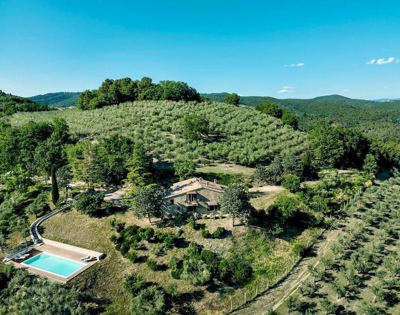 Luxury & panoramic Villa with Pool - Image 1
