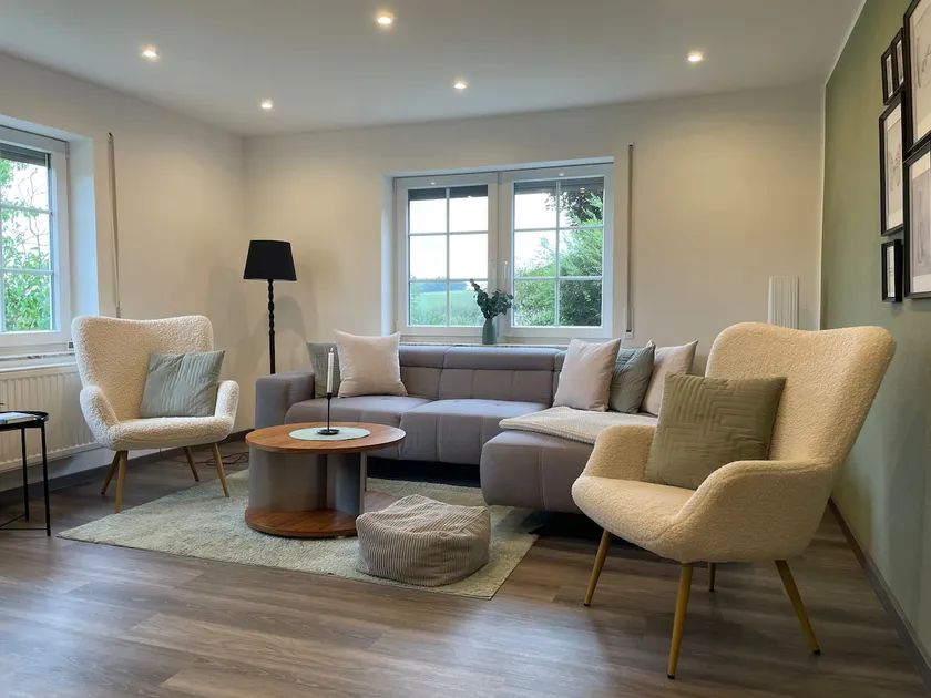 Modern apartment - Image 1