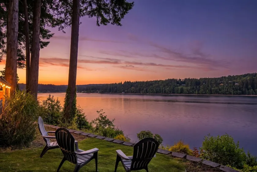 Sound & Cedar PNW Escape w/ Unbeatable Views - Image 1