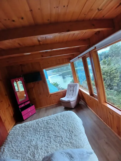 lake cabin 4 - Image 1