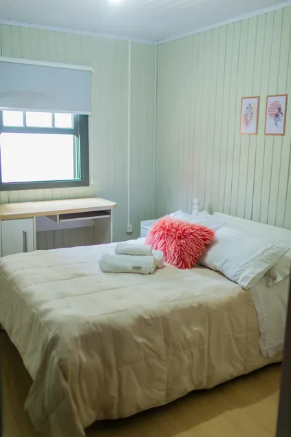 Nicole's Cottage – 10 minutes from Rua Coberta - Image 1