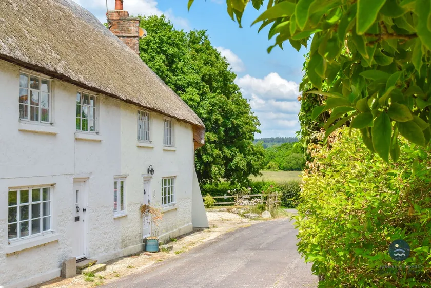 Martie Cottage - cosy cottage idyllic village - Image 1