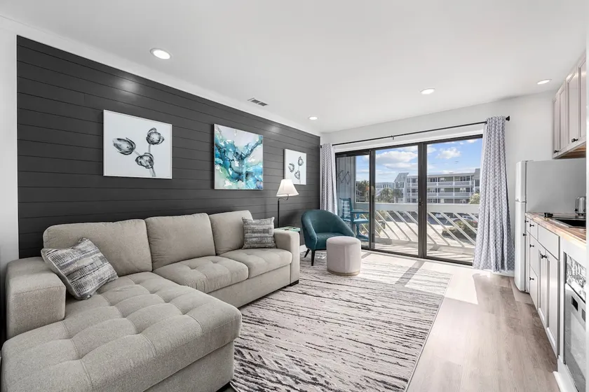 Modern Coastal Condo with Ocean View and Pool! - Image 1