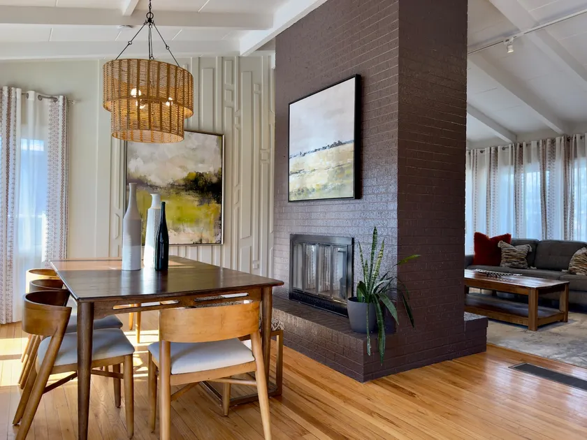 Ideally located/skiing Blue Mt. & Bear creek - Image 1