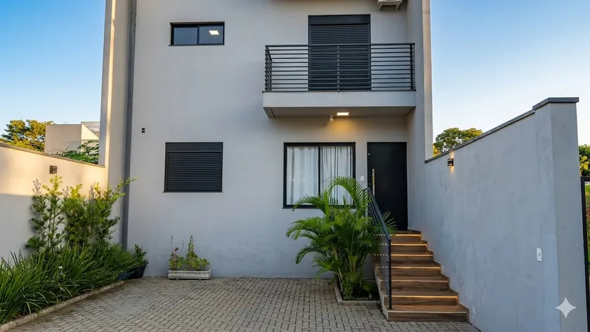 Comfortable home for family and work - Image 1