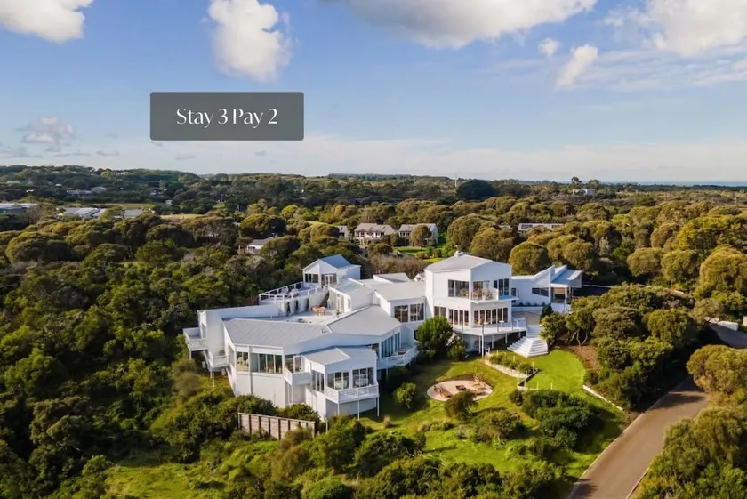 Cape Retreat - Image 1
