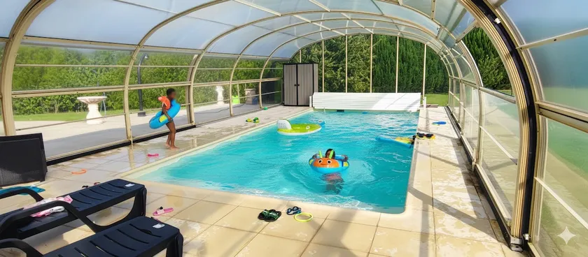 villa with private heated swimming pool 365d - Image 1