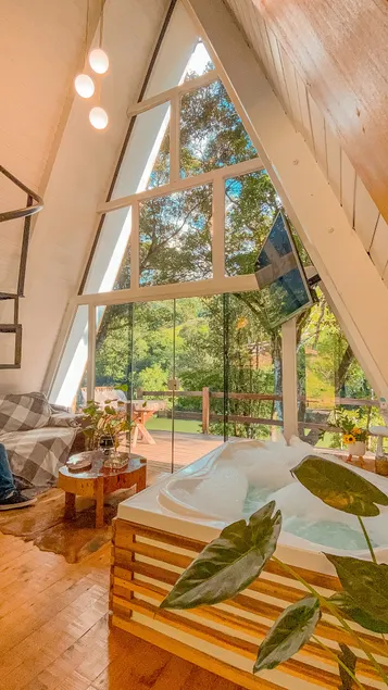 Lake View + Hydro | Romantic Chalet - Image 1