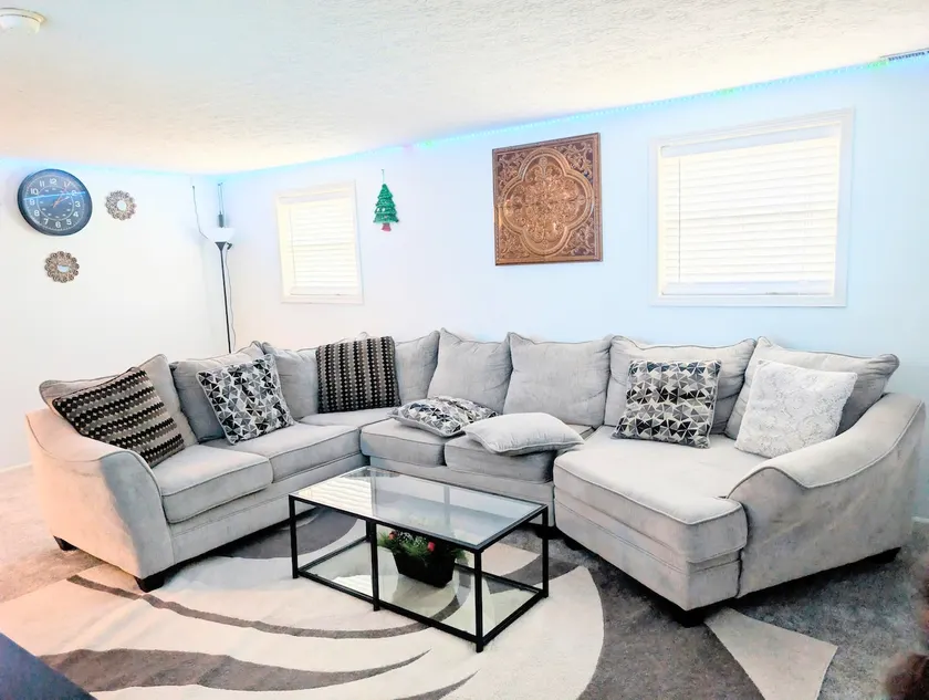 Classic home in Westerville w\ movie room & fence - Image 1