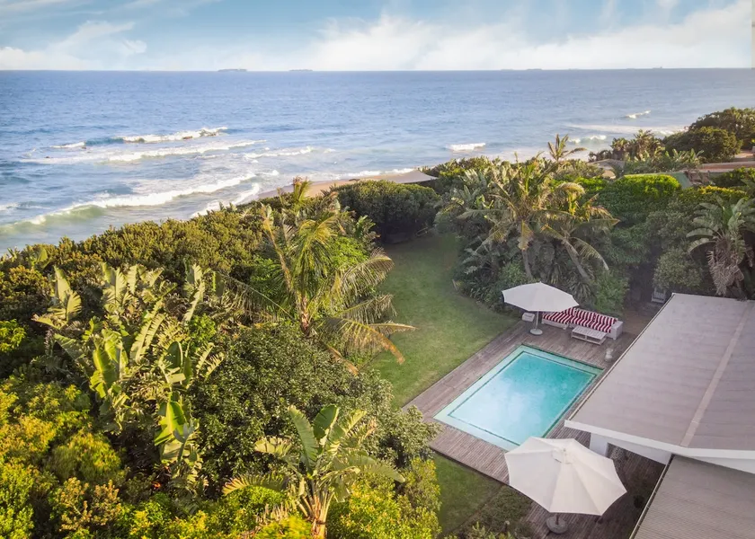 Luxury Private Beach Villa between Umdloti Ballito - Image 1