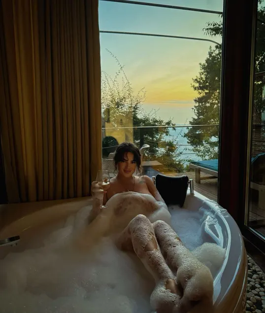 Suite Villas - Image 1