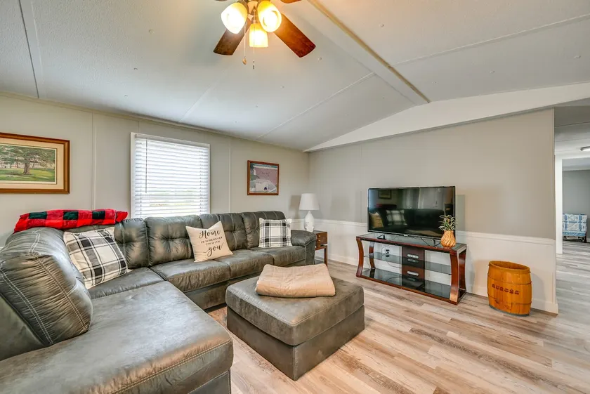 Kentucky Vacation Rental: Half-Mi to Mammoth Cave! - Image 1