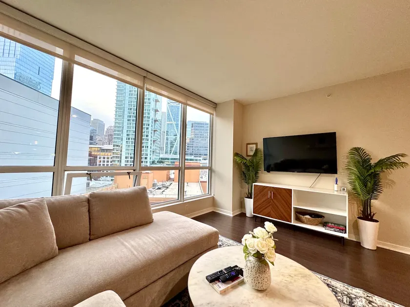 Modern Downtown SF | Near Moscone Center - Image 1