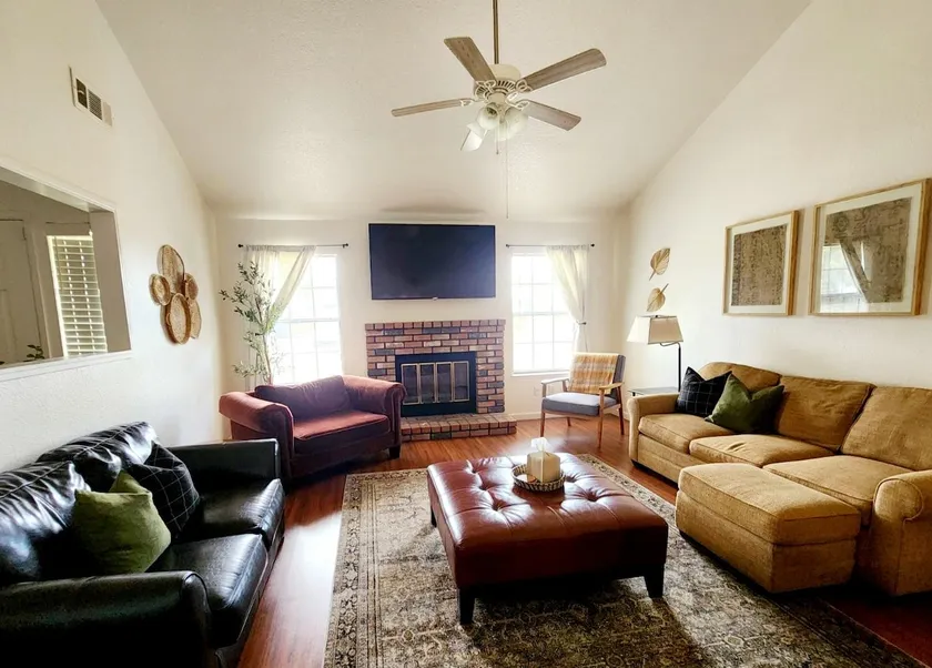 Bespoke Home in Heart of Turlock - Image 1