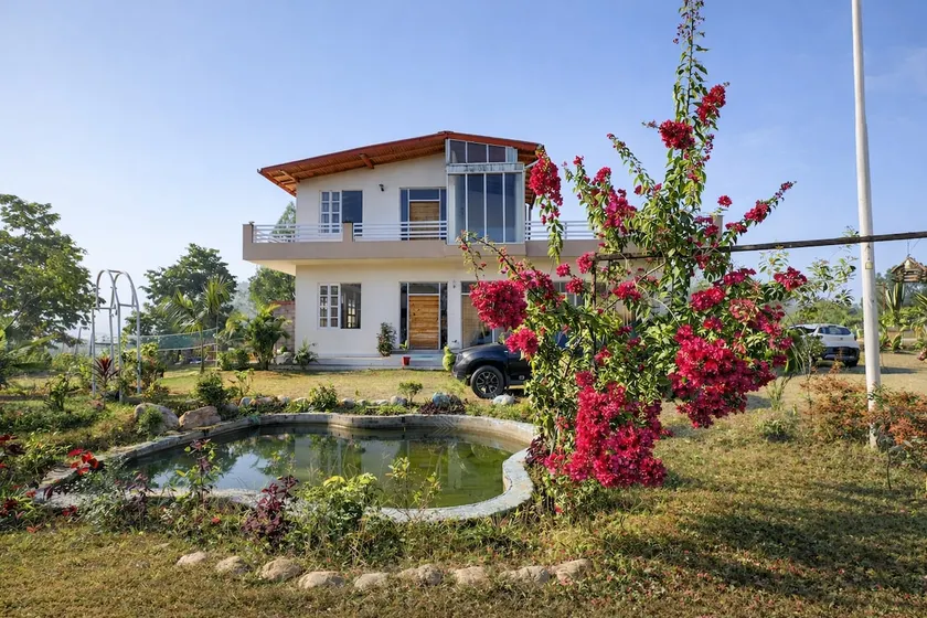 Tulip Villa | Private 4BR Retreat, Lawns & Views - Image 1