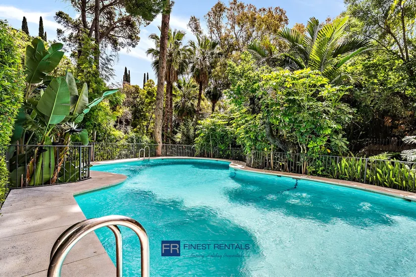 Mediterranean Gardens by the beach in Marbella - Image 1