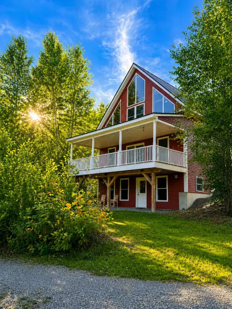Private Retreat Near Jay Peak & Smuggs - Image 1