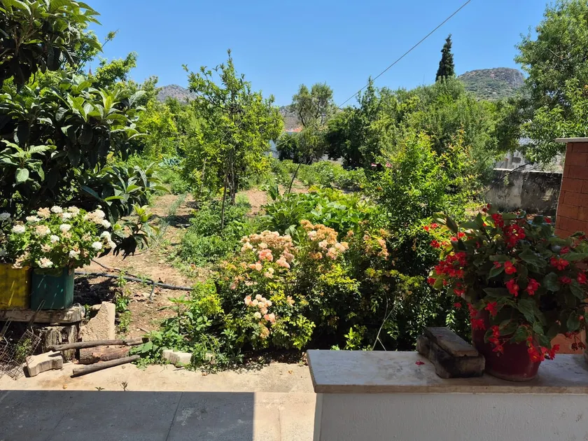 Detached apartment in the garden - Image 1