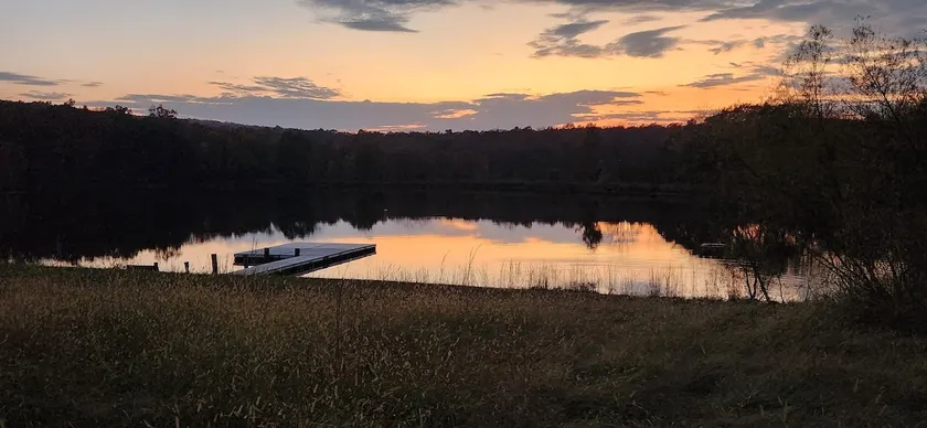 European Lakeside Retreat༄111 Private Acres༄HotTub - Image 1