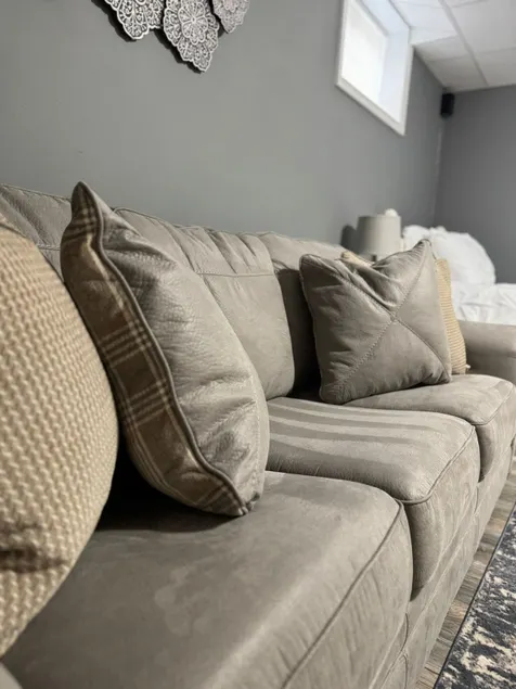 Exclusive Basement Apartment | Patio | Garden | - Image 1