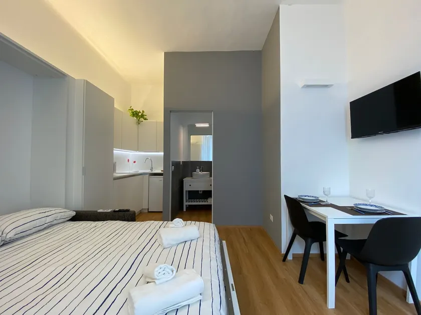 Modern quiet studio - Marghera/Stadio - Image 1