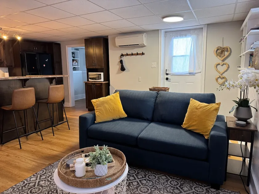The Cozy Corner; Pet friendly - Image 1