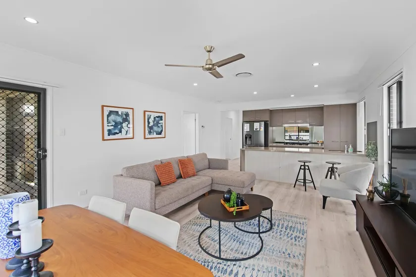 Gold Coast Oasis 4BR Villa in Coomera - Image 1