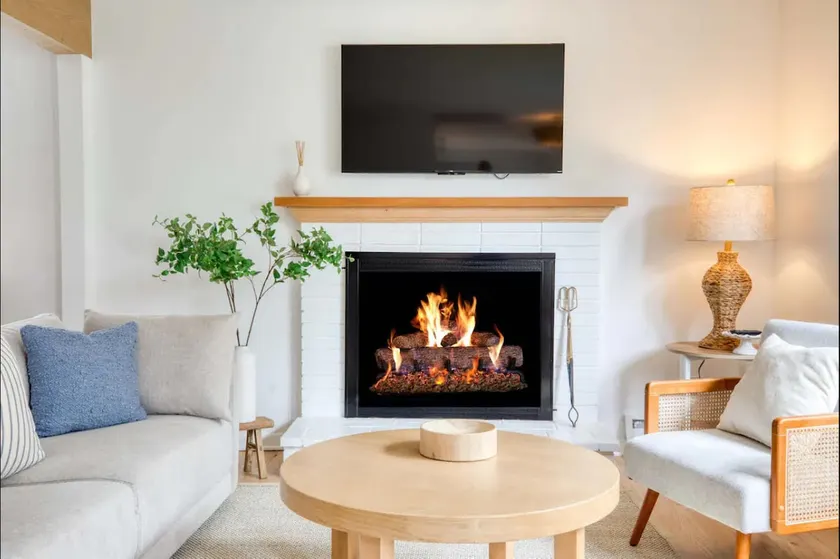 Fairfield Cottage -Top Rated Gem, Fire Pit, Near Beach, 90 Min to NYC - Image 1