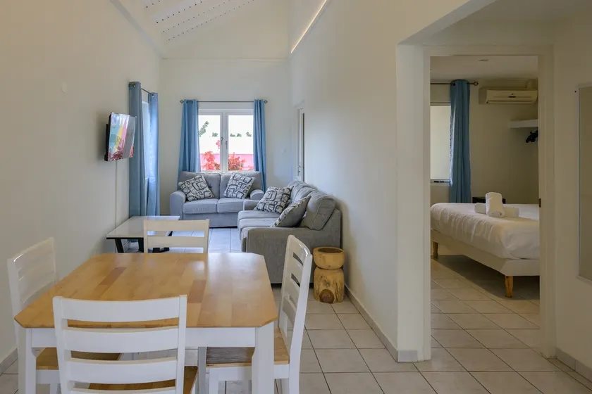 *Luxurious Ocean View 2 Bedroom Suite* - Image 1