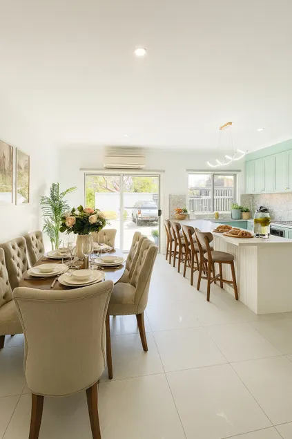 4BR Family Home | Coles | Train | Parking | BBQ - Image 1